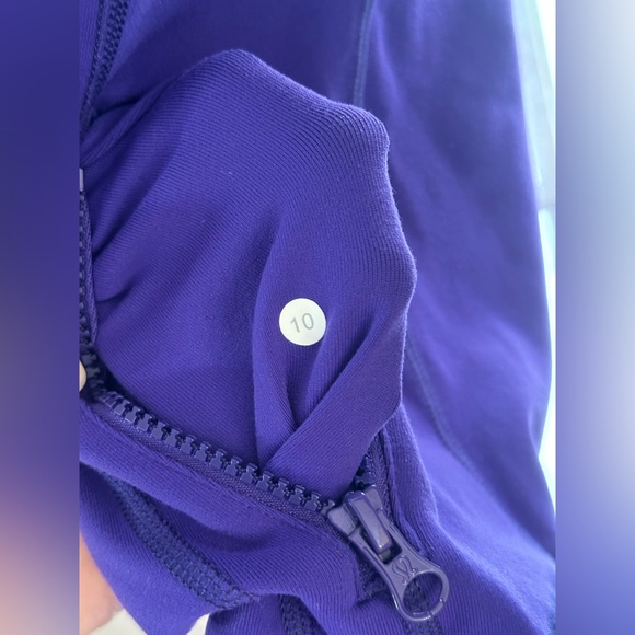 Purple Lululemon Define Jacket ..full zip ..size 10 - Picture 9 of 10